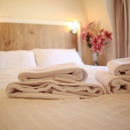 Acton Hill Hotel Ealing Buitenkant foto