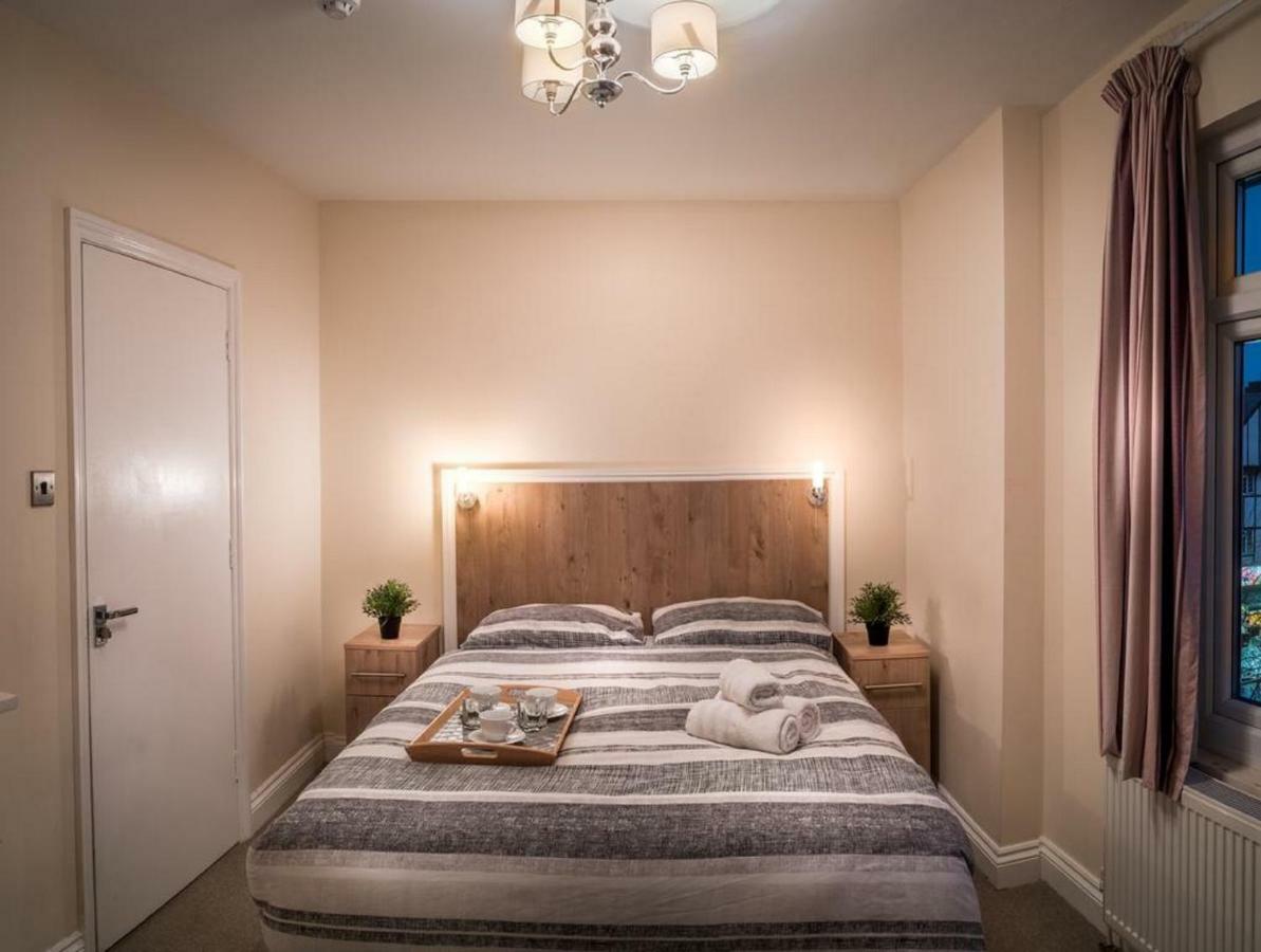 Acton Hill Hotel Ealing Buitenkant foto