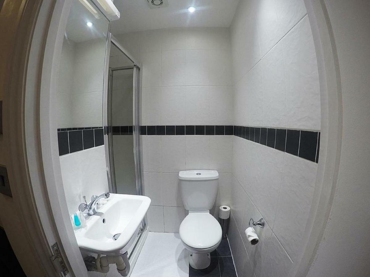 Acton Hill Hotel Ealing Buitenkant foto