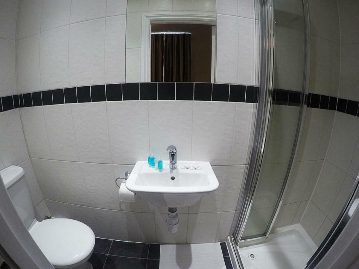 Acton Hill Hotel Ealing Buitenkant foto