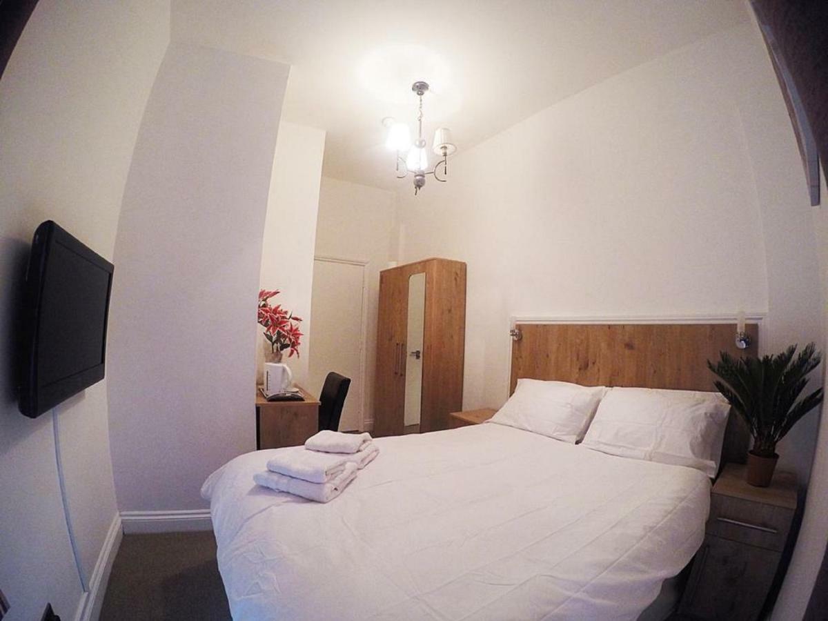 Acton Hill Hotel Ealing Buitenkant foto