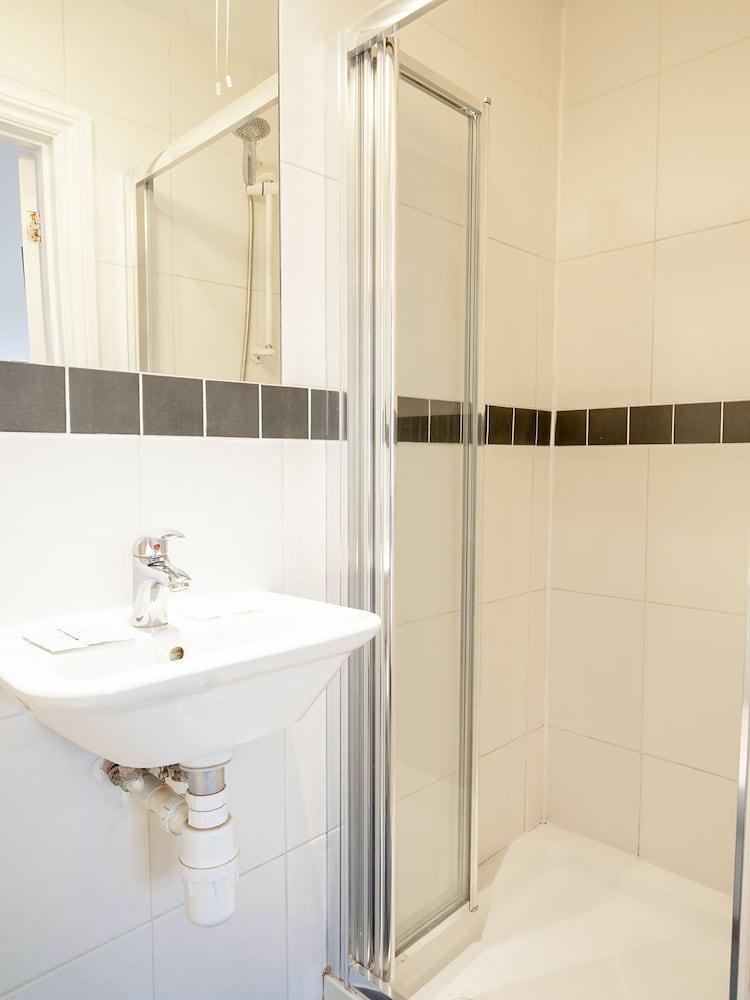 Acton Hill Hotel Ealing Buitenkant foto
